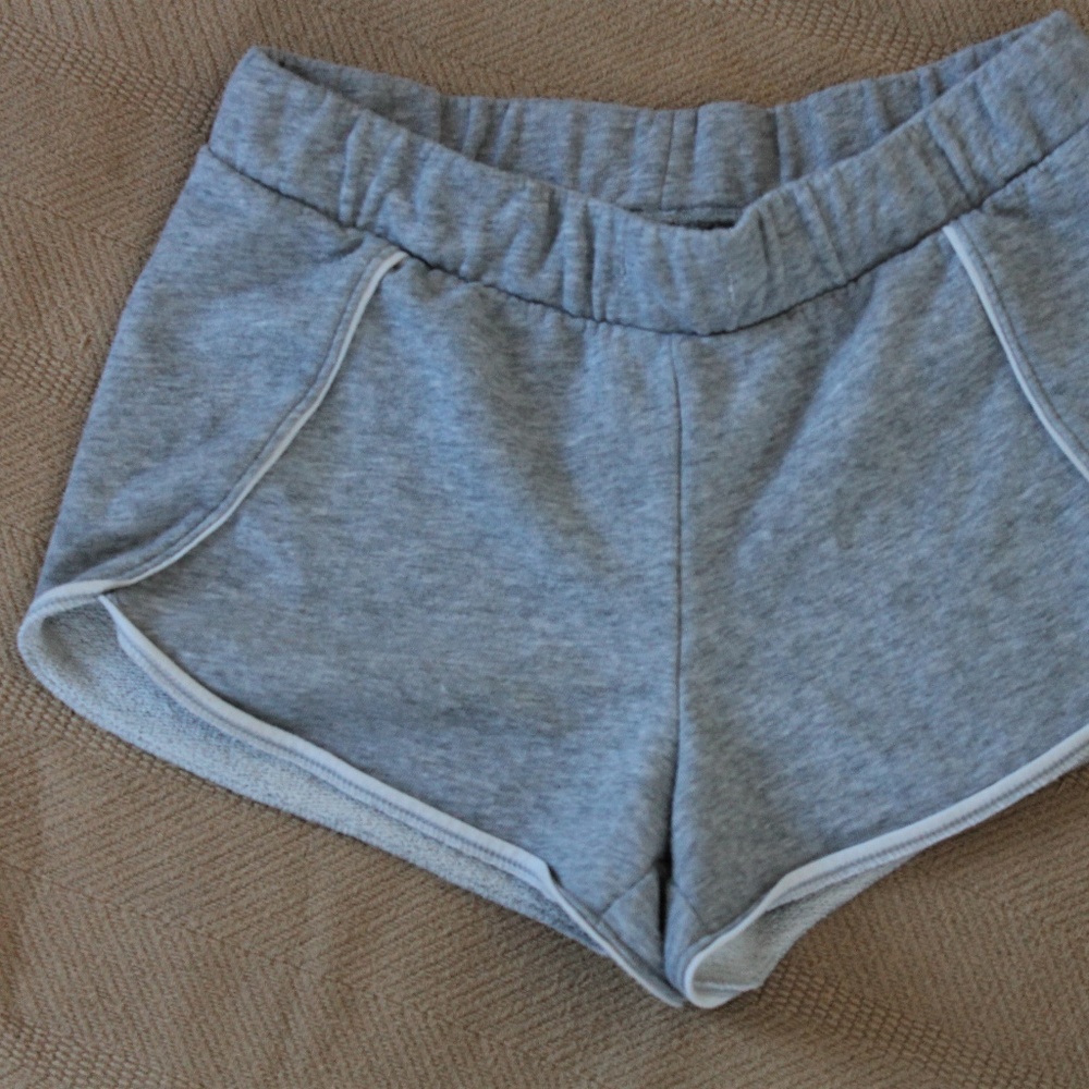 Old Navy Short Shorts Gray Casual-Size 10-12 Girls